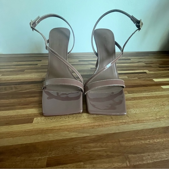 NWT GIA/RHW Collab Women's Antique rose Patent strappy Heeled Sandals - Picture 6 of 13